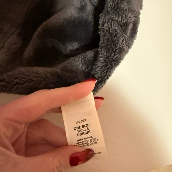 The North Face Charcoal Fleece Hat - Picture 5 of 5